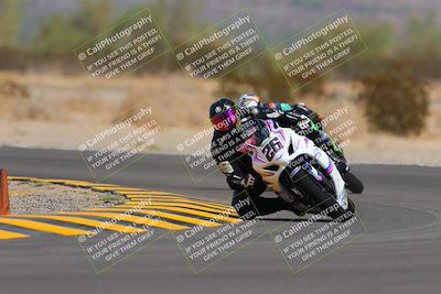 media/Sep-11-2022-SoCal Trackdays (Sun) [[81b7e951af]]/Turn 5 (1110am)/